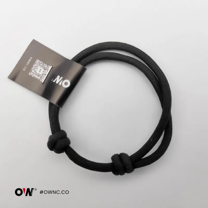 Gelang paracord hitam OWNC dengan hang tag